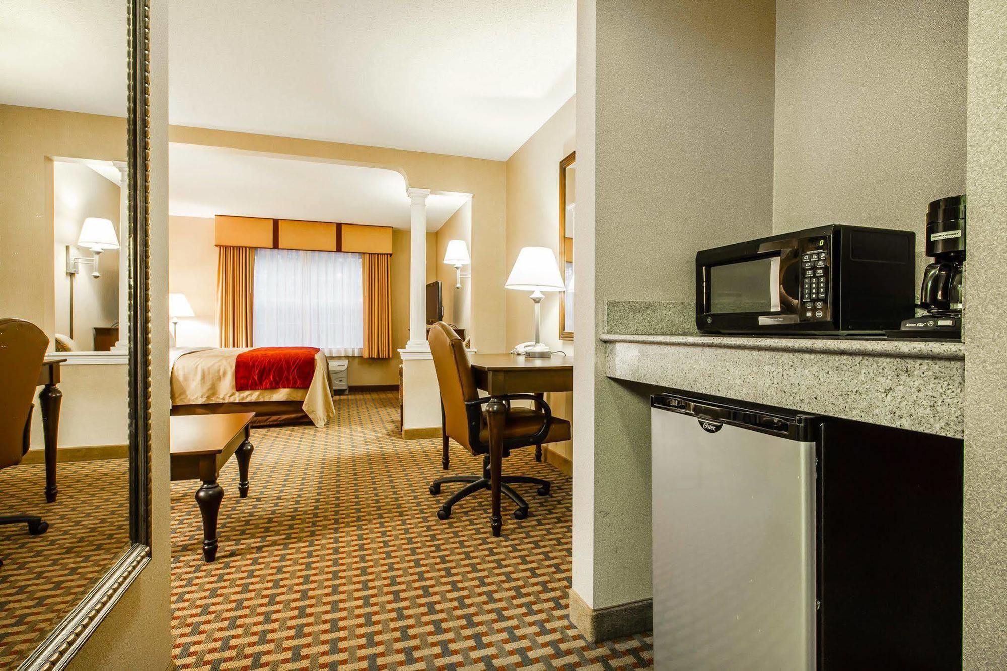 Comfort Inn & Suites Scarborough-Portland Εξωτερικό φωτογραφία